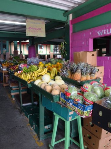 Tržiště v Saint John - Antigua, Karibik