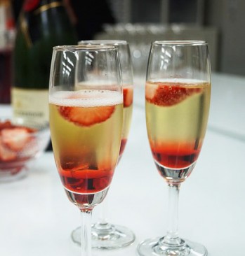 Šampaňské s jahodami