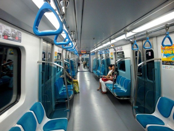 Almatské metro, ve vagonu - Almaty, Kazachstán