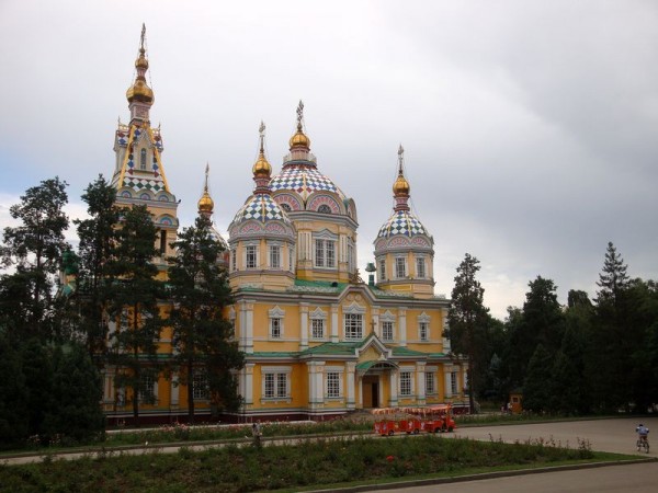 Pravoslavný kostel - Almaty, Kazachstán