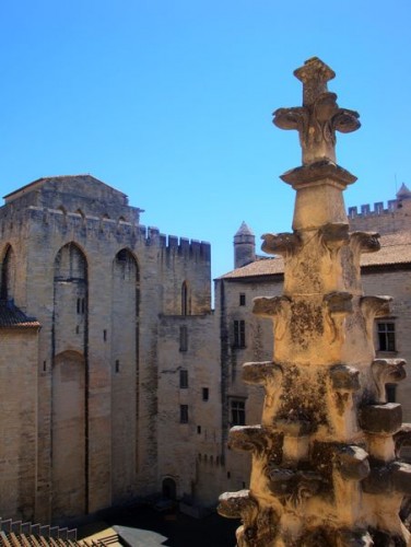 Na střeše Papežského paláce - Avignon, Francie