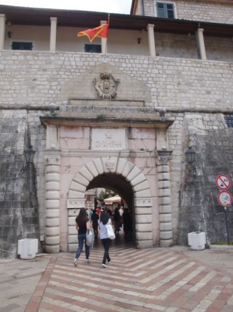 Kotor, brána - Černá Hora