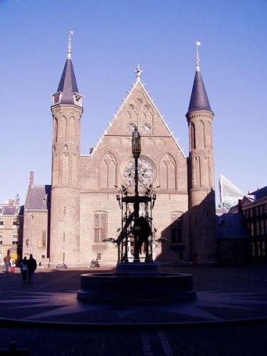 Kašna v Binnenhofu, Haag - Nizozemsko