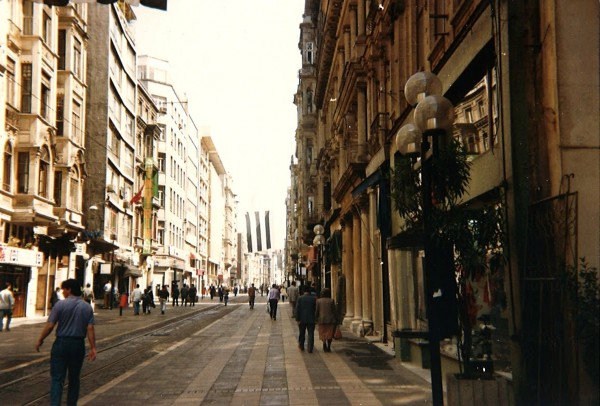 Ulice Nezávislosti - Istanbul, Turecko