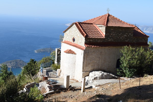 Klášter Moni Evangelistrias - výstup na Kerkis - Samos, Řecko