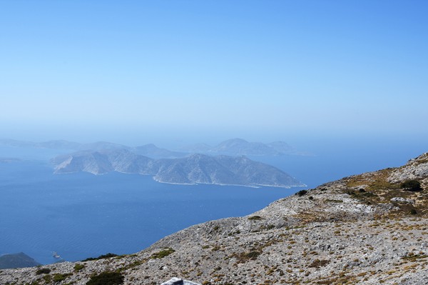 Výhledy z vrcholu na ostrovy - výstup na Kerkis - Samos, Řecko