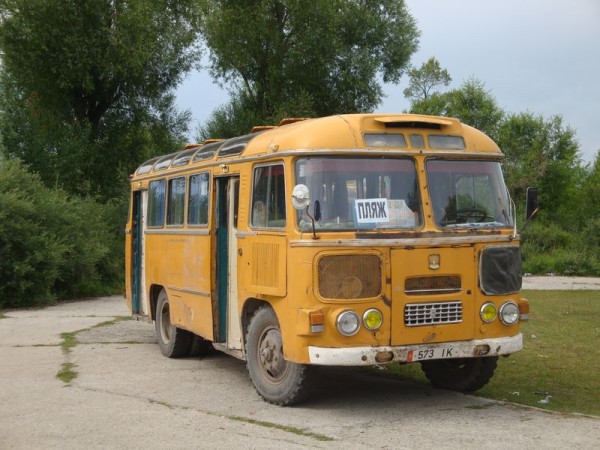 Plážový autobus, Karakol - Kyrgyzstán