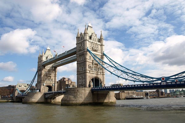 Tower Bridge - Londýn