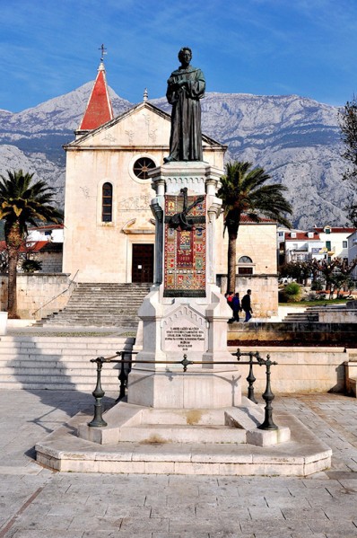 Kačićovo náměstí, Makarska - Chorvatsko