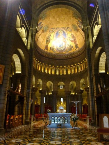 V katedrále - Monako