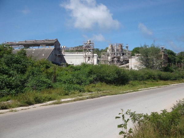 Továrna na fosfáty - Nauru
