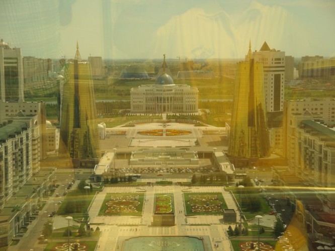 Výhled z Bajtěreku -  Nur-Sultan, Kazachstán
