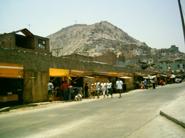 Cerro de San Cristobal - Peru