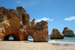 algarve pláž útes.jpg