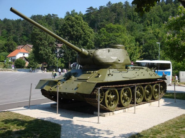 Tank - Postojna, Slovinsko
