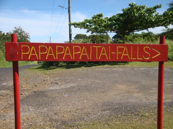 Papapapai-tai vodopád, cedule - Samoa, Polynésie