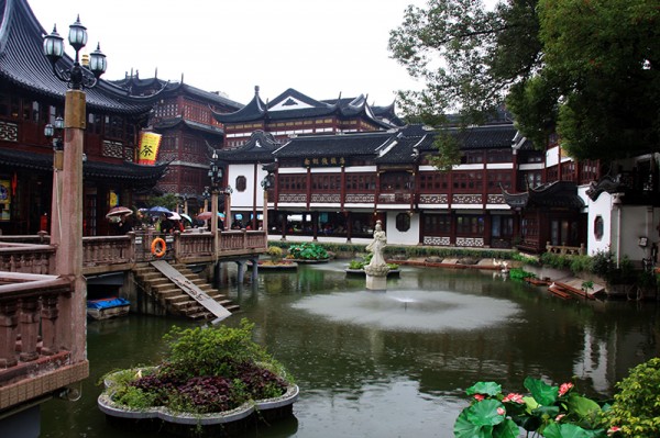 Yuyuan Garden, jezírko - Šanghaj, Čína