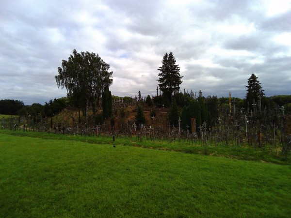 Hora Křížů, z dáli - Litva