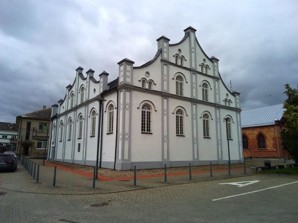 Bílá synagoga, Joniškis - Litva