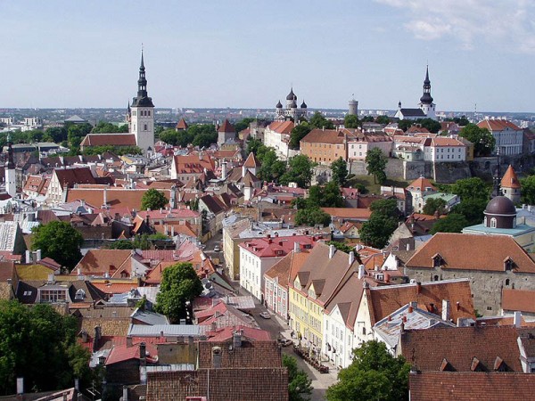 Toompea a Vanalinn z věže kostela sv. Olava