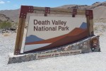Death valley national park údolí smrti cedule.jpg