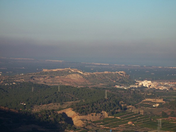 Výstup na Picaio - pohled na hrad Sagunto - Valencie, Španělsko