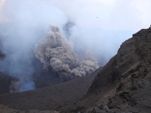 Vanuatu - Mt. Yasur, na vulkánu